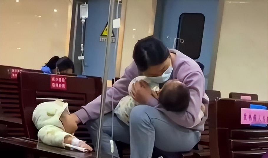 男子带娃看病发现9岁女儿非亲生近日，一则关于男子带娃看病发现女儿非亲生的新闻引发了广泛关注。据报道，这名男子在带女儿看病的过程中，通过亲子鉴定意外发现女儿并非自己的亲生骨肉。对此事件，我们可以从以下几个方面进行解读和探讨。